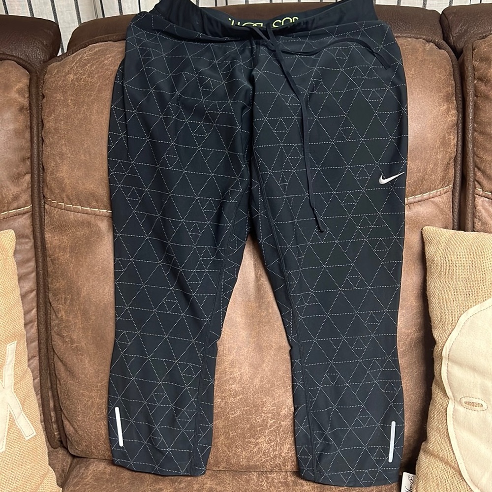 Nike drawstring cropped leggings dri-fit